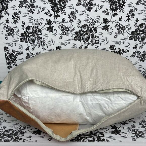 Faux Leather Two Tone Pillow NWT 20x20 - Picture 5 of 6